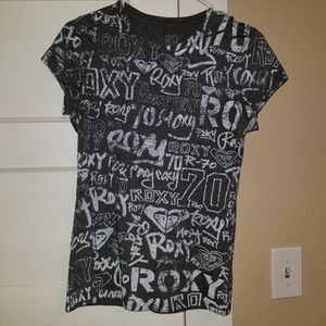 Ladies or junior's Roxy t shirt size M